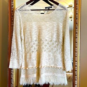 RELATIVITY NWOT FRINGED CROCHET OPEN KNIT POM POM SUMMER SWEATER W GOLD SHIMMER